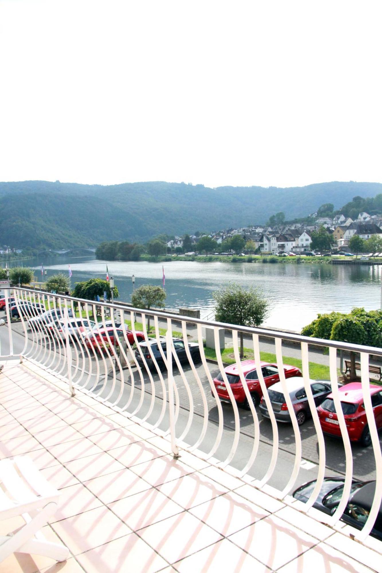 Mosel View Old Town Apartments Zell an der Mosel Exterior photo